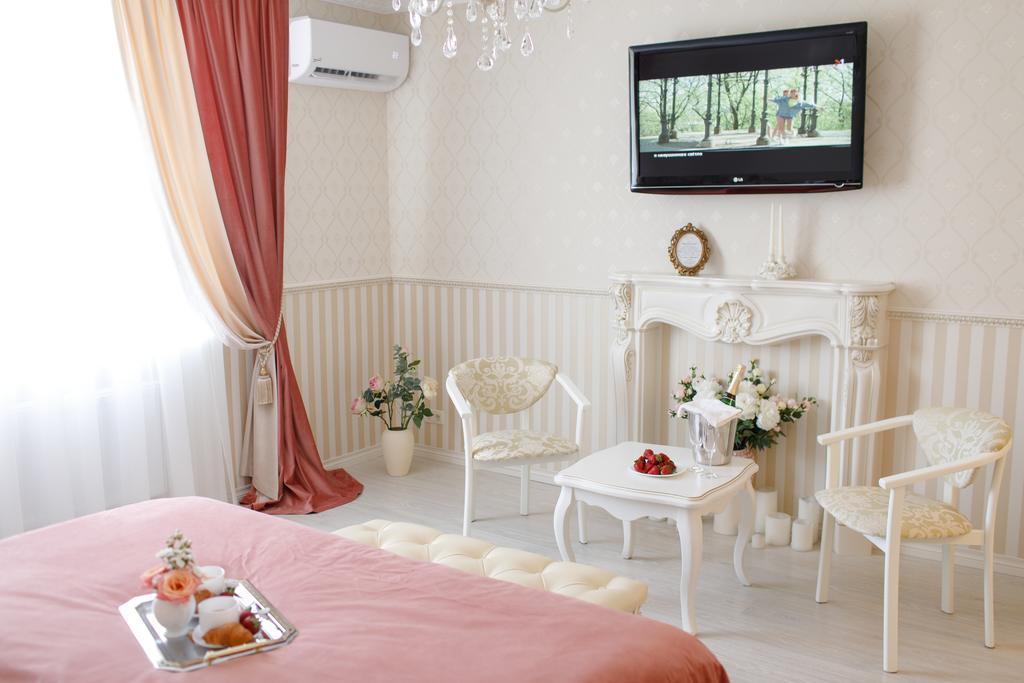 Royal Suite Apartment With Jacuzzi 수미 외부 사진