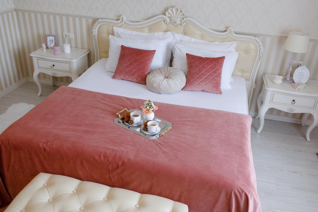 Royal Suite Apartment With Jacuzzi 수미 외부 사진