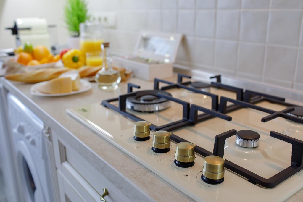 Royal Suite Apartment With Jacuzzi 수미 외부 사진